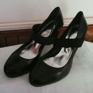 Lady's shoes